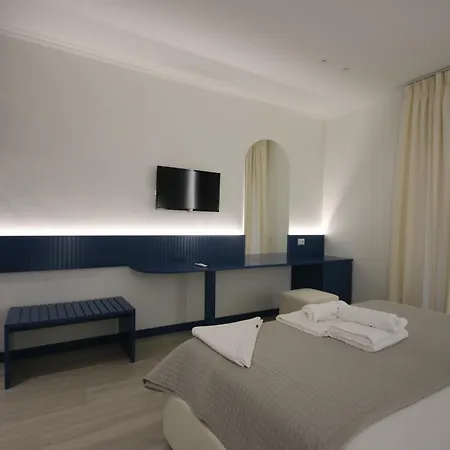 Bay View Inn Himare